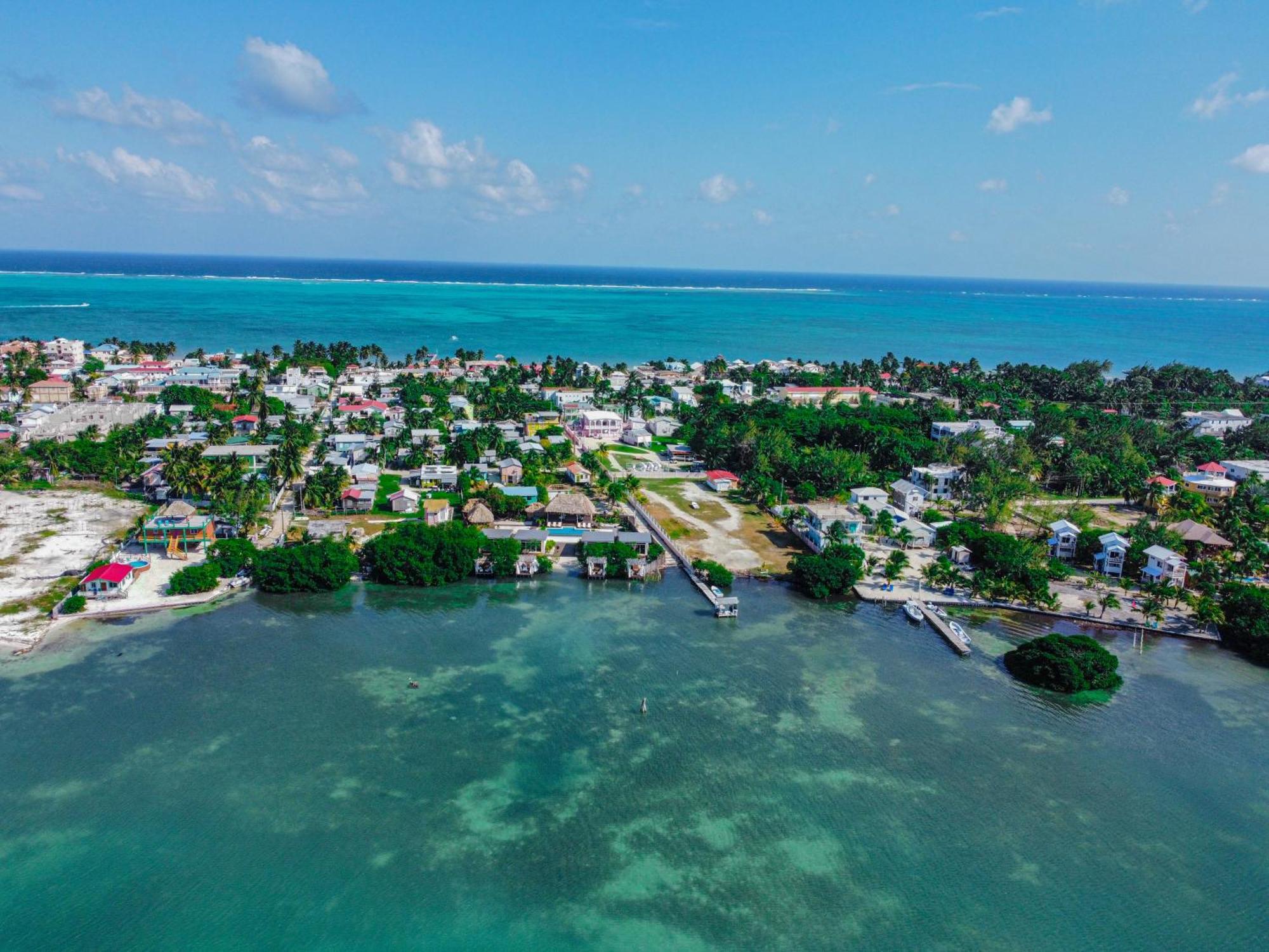 Hidden Treasure Vacation Home Blue Bay Cottage Caye Caulker Buitenkant foto