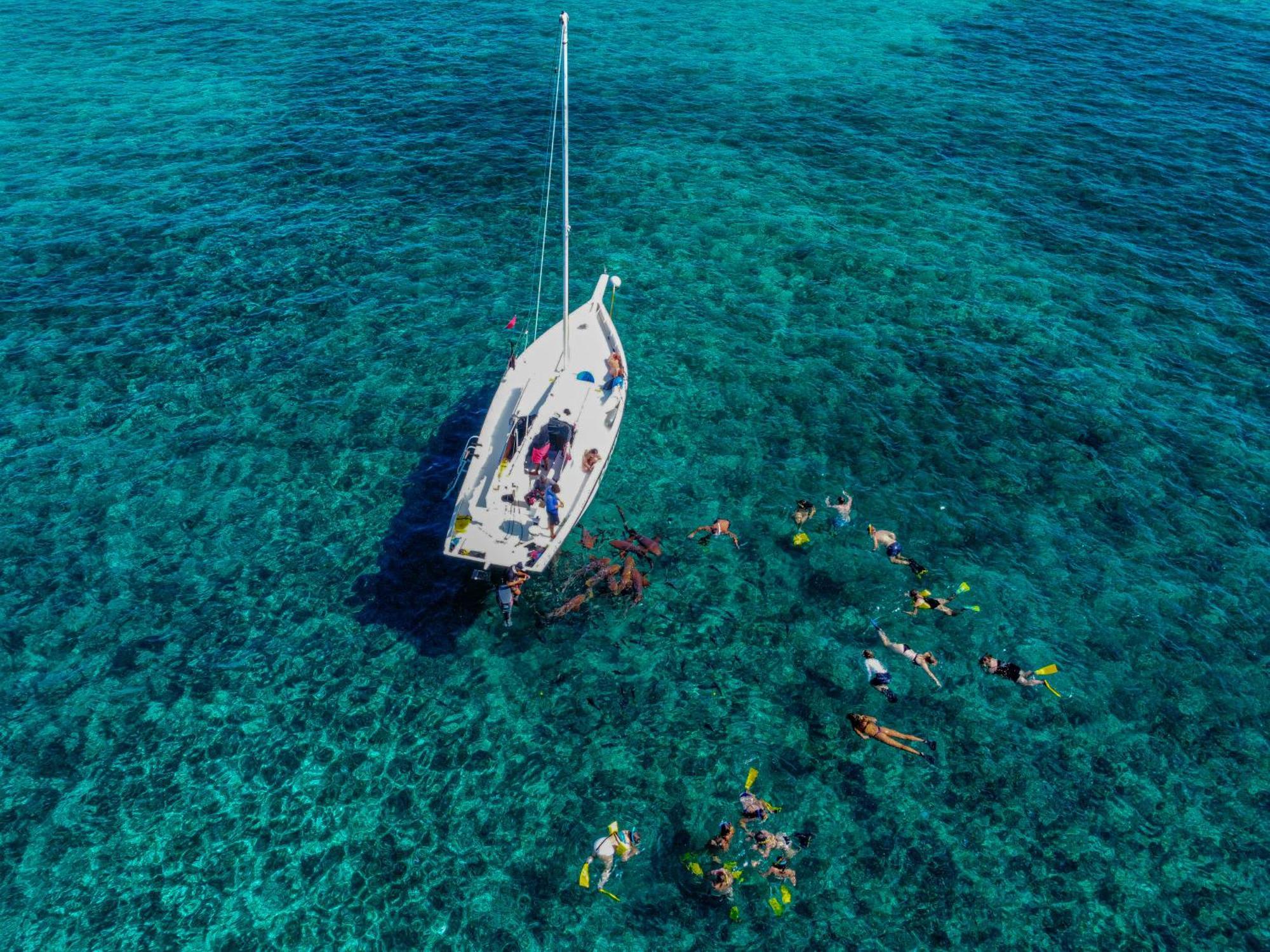 Hidden Treasure Vacation Home Blue Bay Cottage Caye Caulker Buitenkant foto