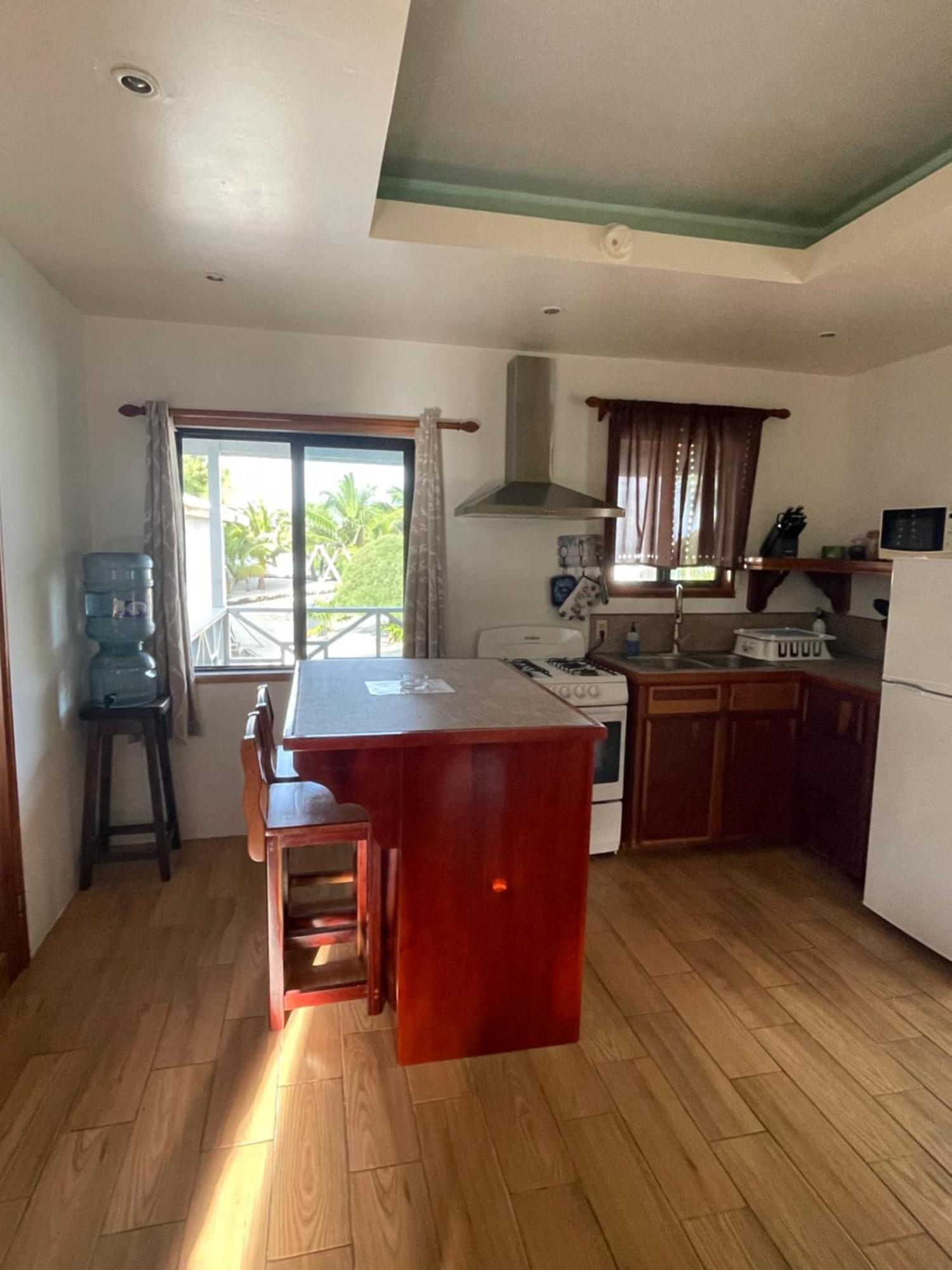 Hidden Treasure Vacation Home Blue Bay Cottage Caye Caulker Buitenkant foto